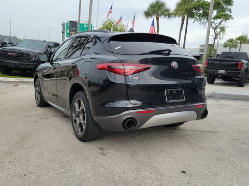 Used 2022 Alfa Romeo Stelvio Ti AWD/4WD image 7