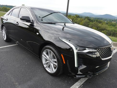 Used 2020 Cadillac CT4 Luxury w/ Sun And Sound Package image 5