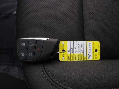 New 2026 GMC Sierra 1500 SLT image 8