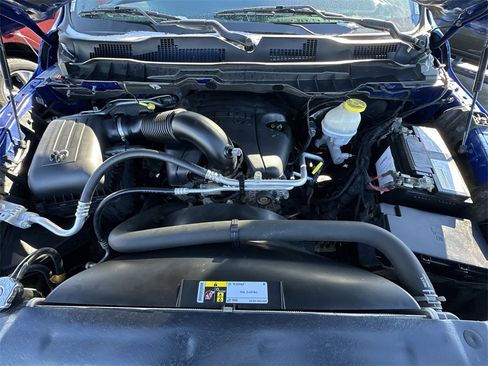 Used 2017 RAM 1500 Express image 16