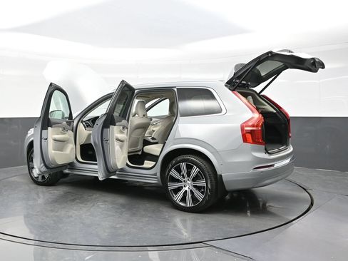 Used 2024 Volvo XC90 B6 Plus w/ Protection Package Premier AWD/4WD image 47