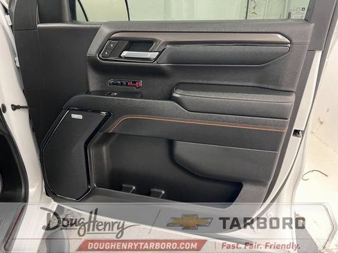 Used 2023 GMC Sierra 1500 AT4 w/ Technology Package AWD/4WD image 38