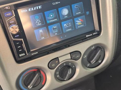 Used 2010 Chevrolet Colorado LT image 22