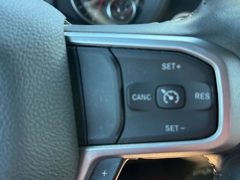 Used 2024 RAM 2500 Big Horn image 17