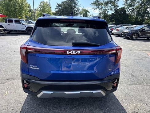 Used 2024 Kia Seltos S AWD/4WD image 4