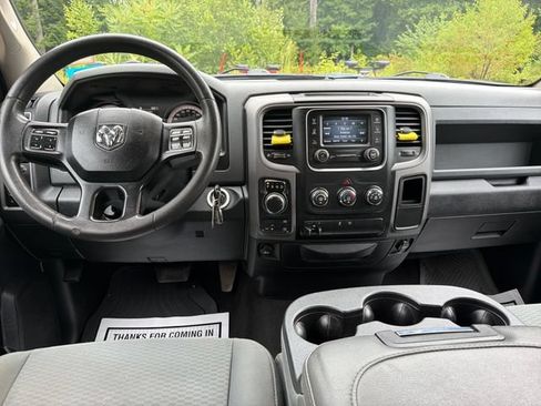 Used 2018 RAM 1500 Express w/ Express Value Package AWD/4WD image 14