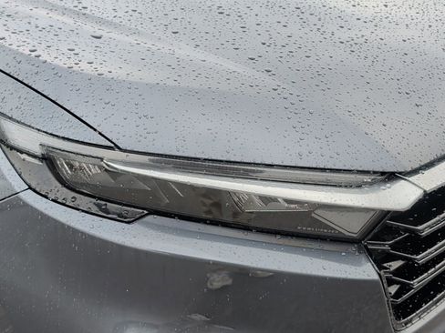 Used 2023 Honda CR-V EX image 10