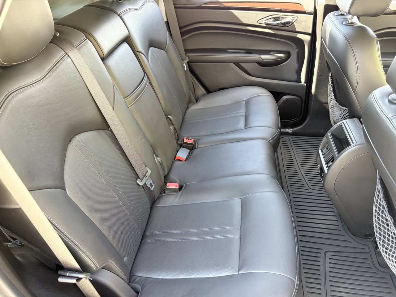 Used 2015 Cadillac SRX Luxury w/ Driver Awareness Package FWD image 13