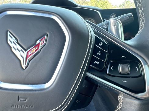 Used 2024 Chevrolet Corvette Stingray Premium Cpe w/ Z51 Performance Package image 18