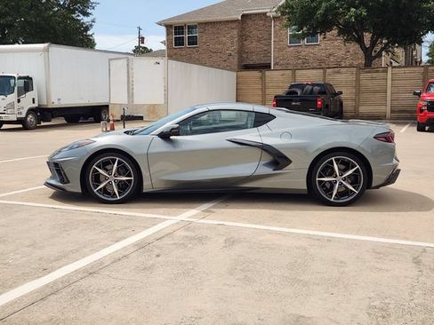 Used 2023 Chevrolet Corvette Stingray Preferred Cpe w/ Engine Appearance Package RWD image 12