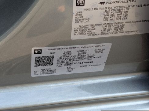 Certified 2025 Chevrolet Silverado 2500 Custom w/ Custom Value Package image 34