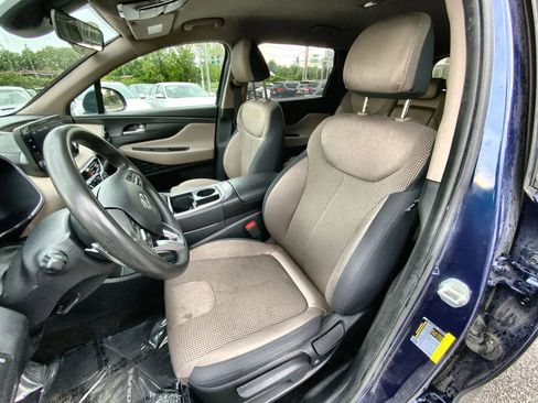 Used 2022 Hyundai Santa Fe SE FWD image 9