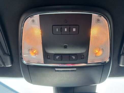 Used 2023 Dodge Charger Scat Pack RWD image 10