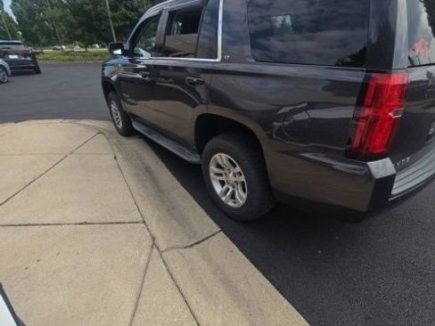 Used 2016 Chevrolet Tahoe LT w/ Luxury Package AWD/4WD image 5