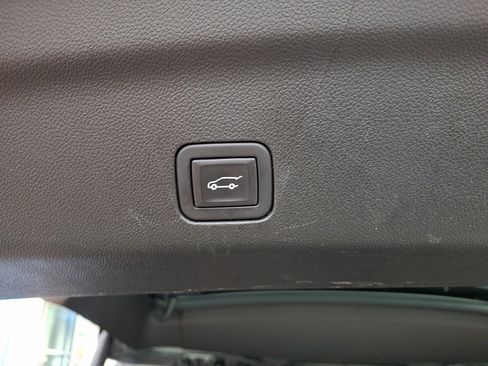 Used 2023 Chevrolet Tahoe Premier w/ Premium Package 2 image 30