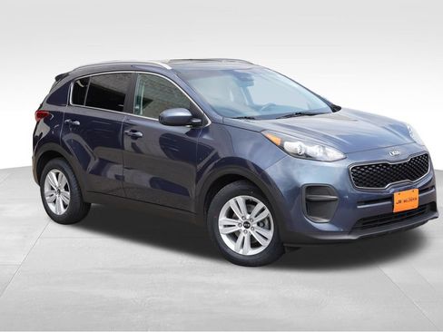 Used 2017 Kia Sportage LX w/ LX Popular Package FWD image 1