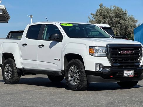 Used 2022 GMC Canyon AT4 w/ Trailering Package AWD/4WD image 2