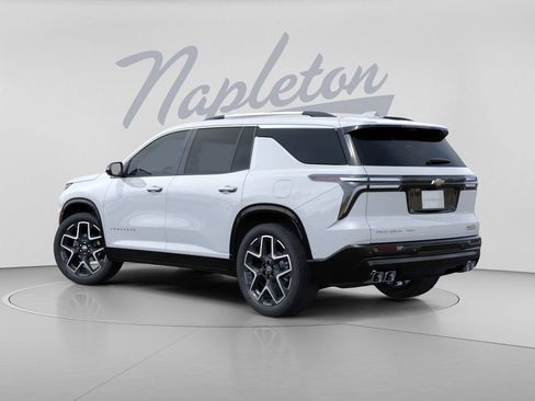 New 2026 Chevrolet Traverse High Country w/ LPO, Floor Liner Package AWD/4WD image 3