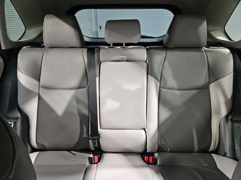 Used 2023 Toyota RAV4 XLE image 13