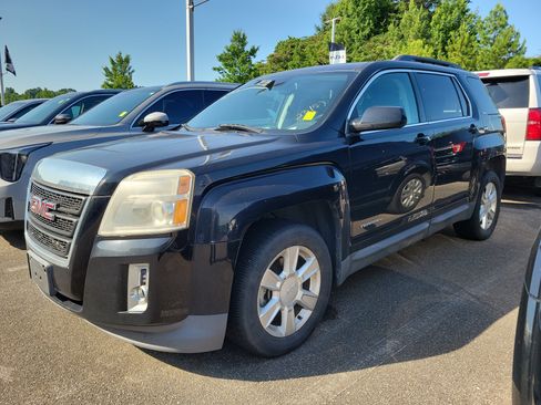 Used 2013 GMC Terrain SLE FWD image 1