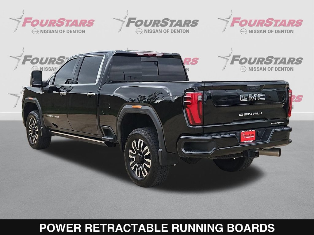 Used 2024 GMC Sierra 2500 Denali Ultimate AWD/4WD image 7