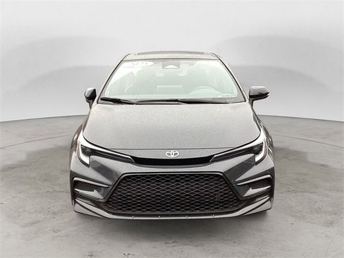 Used 2025 Toyota Corolla XSE image 8