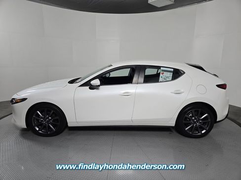Used 2020 MAZDA MAZDA3 Hatchback image 3