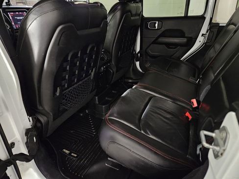 Used 2018 Jeep Wrangler Unlimited Rubicon image 27