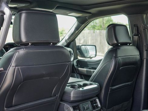 Used 2024 Ford F150 Lariat w/ FX4 Off-Road Package image 23