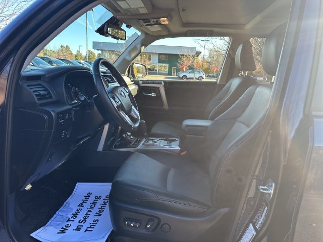 Used 2024 Toyota 4Runner SR5 Premium w/ Moonroof Package AWD/4WD image 9