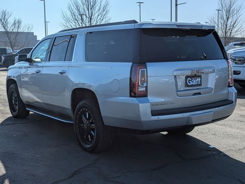Used 2019 GMC Yukon XL SLT w/ Open Road Package image 8