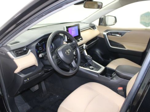 Used 2023 Toyota RAV4 XLE w/ Convenience Package image 23