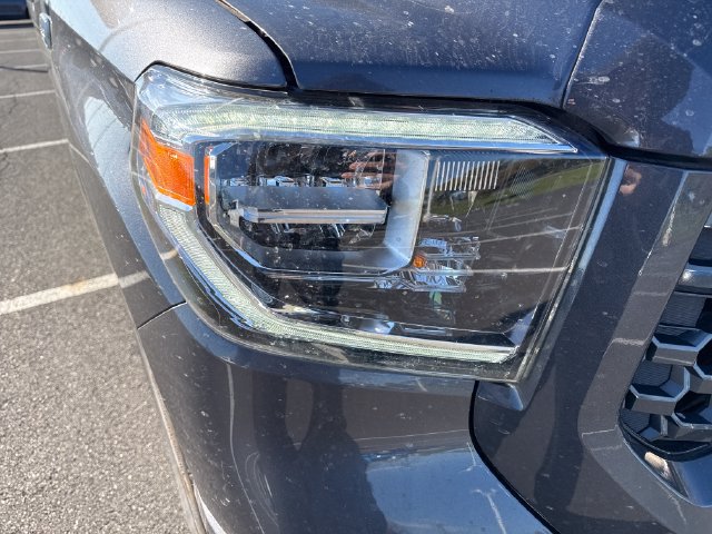 Used 2019 Toyota Tundra Platinum AWD/4WD image 11