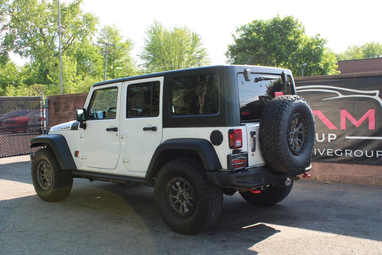 Used 2013 Jeep Wrangler Unlimited Rubicon AWD/4WD image 3