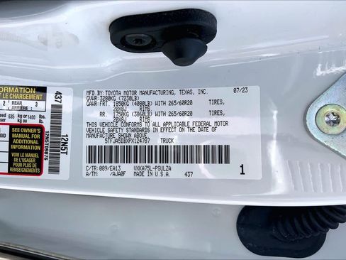 Used 2023 Toyota Tundra Limited w/ Power Package AWD/4WD image 36