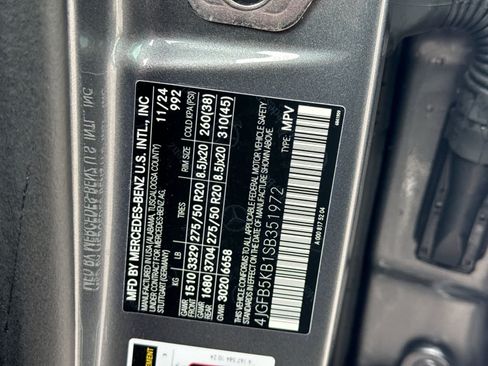 Used 2025 Mercedes-Benz GLE 450 4MATIC image 42