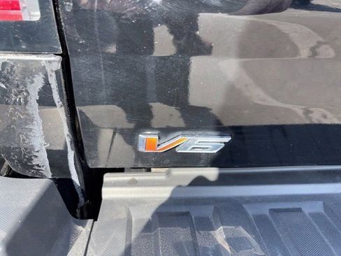 Used 2021 GMC Canyon AT4 w/ Driver Alert Package image 17