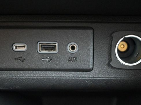 Used 2023 Buick Encore GX Preferred FWD image 19