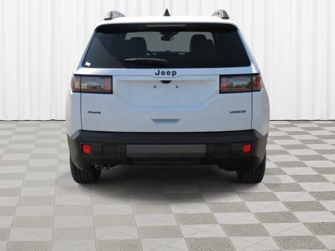 Used 2026 Jeep Cherokee Laredo AWD/4WD image 31