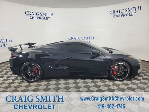 Used 2024 Chevrolet Corvette Stingray Premium Conv w/ Z51 Performance Package RWD image 6