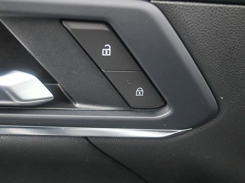 Used 2025 GMC Terrain Elevation image 5