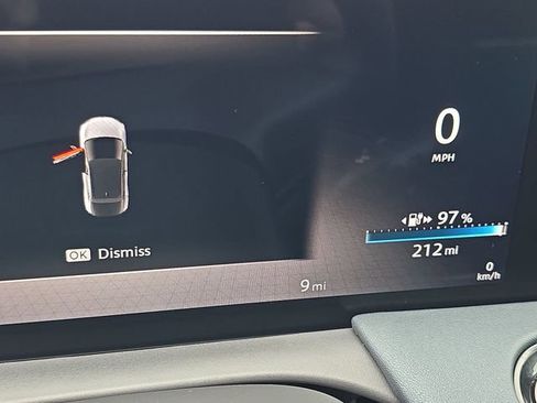 New 2026 Nissan Leaf FWD image 15