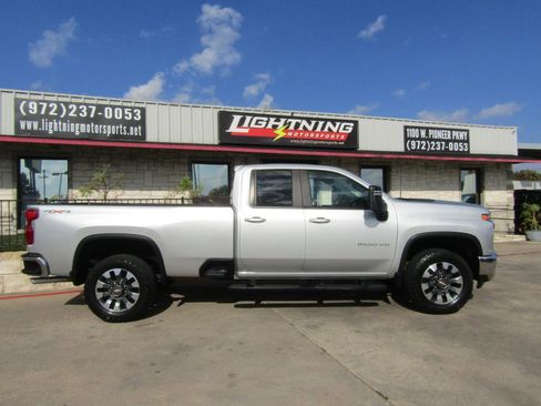 Used 2021 Chevrolet Silverado 2500 LT w/ All Star Edition image 5
