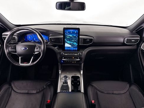 Used 2020 Ford Explorer ST w/ ST High-Performance Pack image 9