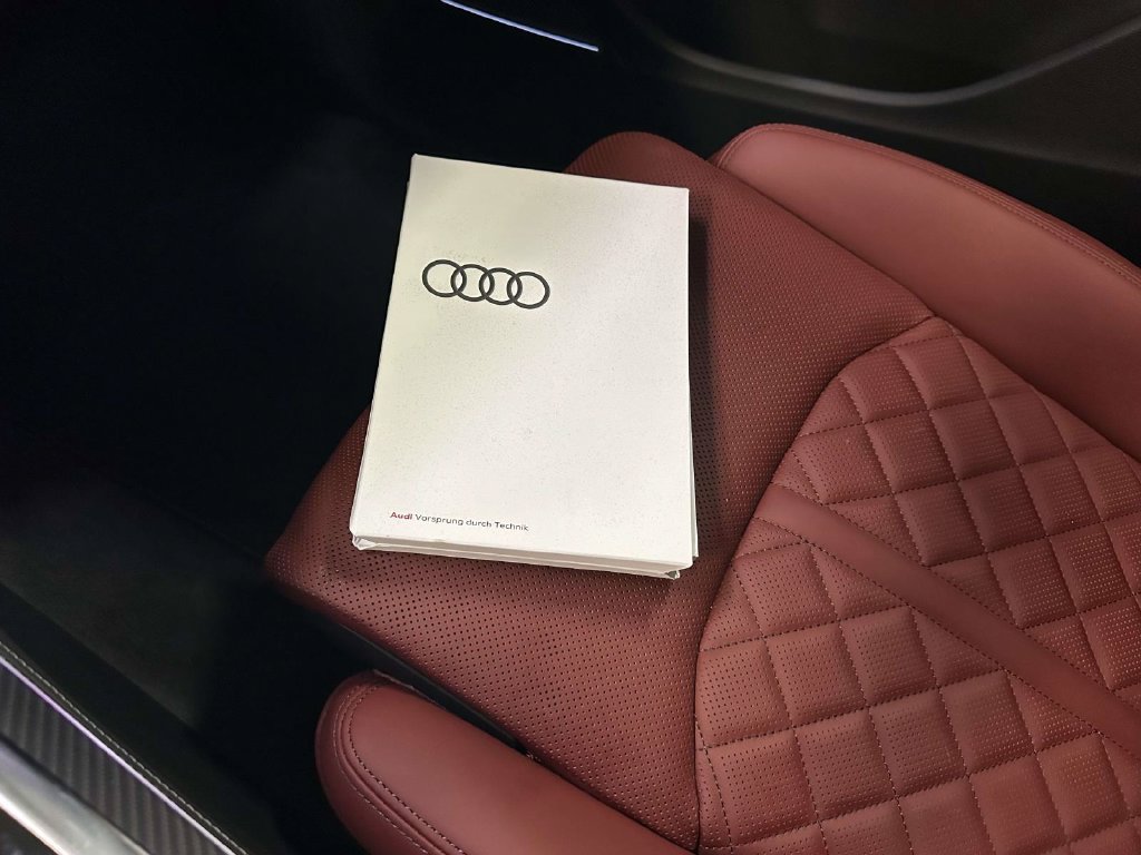 Used 2026 Audi SQ7 Prestige AWD/4WD image 37