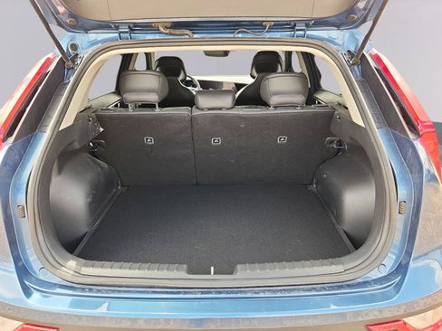 Used 2024 Kia Niro EX FWD image 9