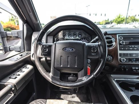 Used 2011 Ford F250 Lariat w/ FX4 4X4 Off-Road Pkg image 23