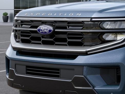 New 2027 Ford Expedition Max Platinum w/ Driver's Package AWD/4WD image 18