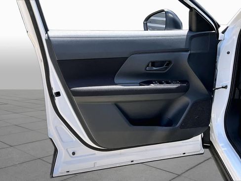 Used 2026 Nissan Kicks S FWD image 20