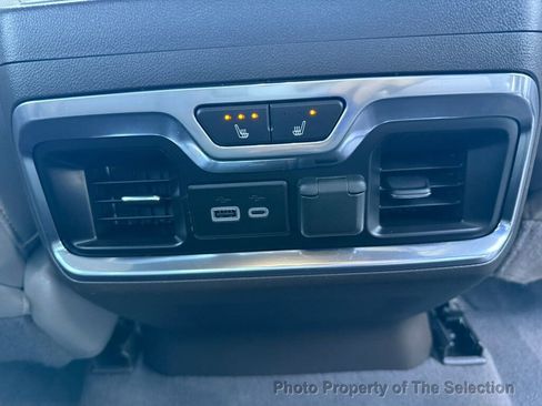 Used 2019 GMC Sierra 1500 SLT w/ SLT Premium Plus Package image 39